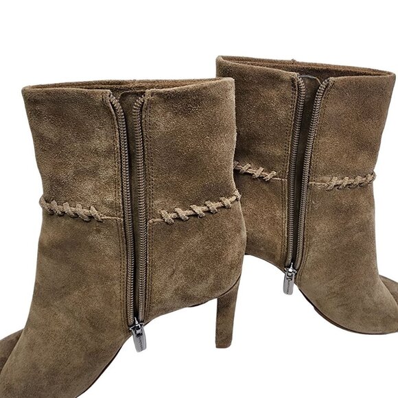 VINCE CAMUTO Sashane Peep-Toe Booties Size 7.5 Suede - Picture 11 of 13